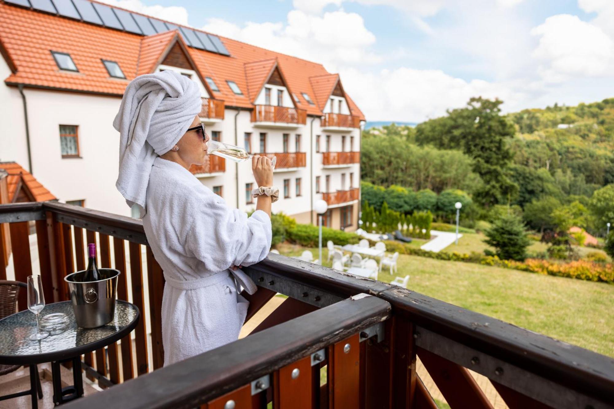 Pytloun Wellness Hotel Hasistejn Místo Exterior foto